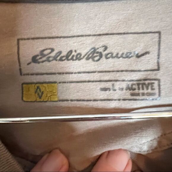 38. Eddie Bauer Active Cotton Tee, Excellent Condition. Size Large - Picture 3 of 5